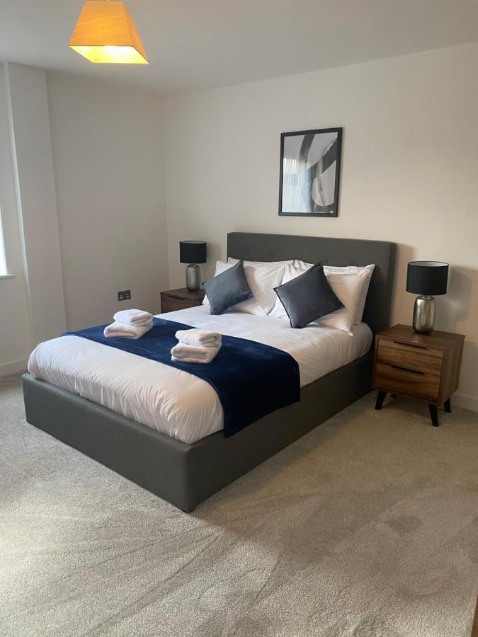Icona - Brand New City Centre Apartment York Bagian luar foto